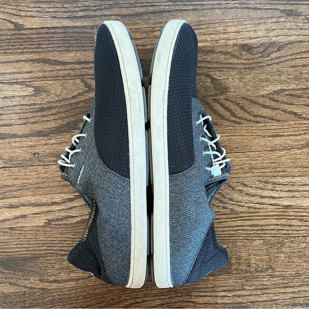 OluKai Men's No Tie Boat Shoes Nohea Moku Dark Shadow Blue Gray size 12 VGUC